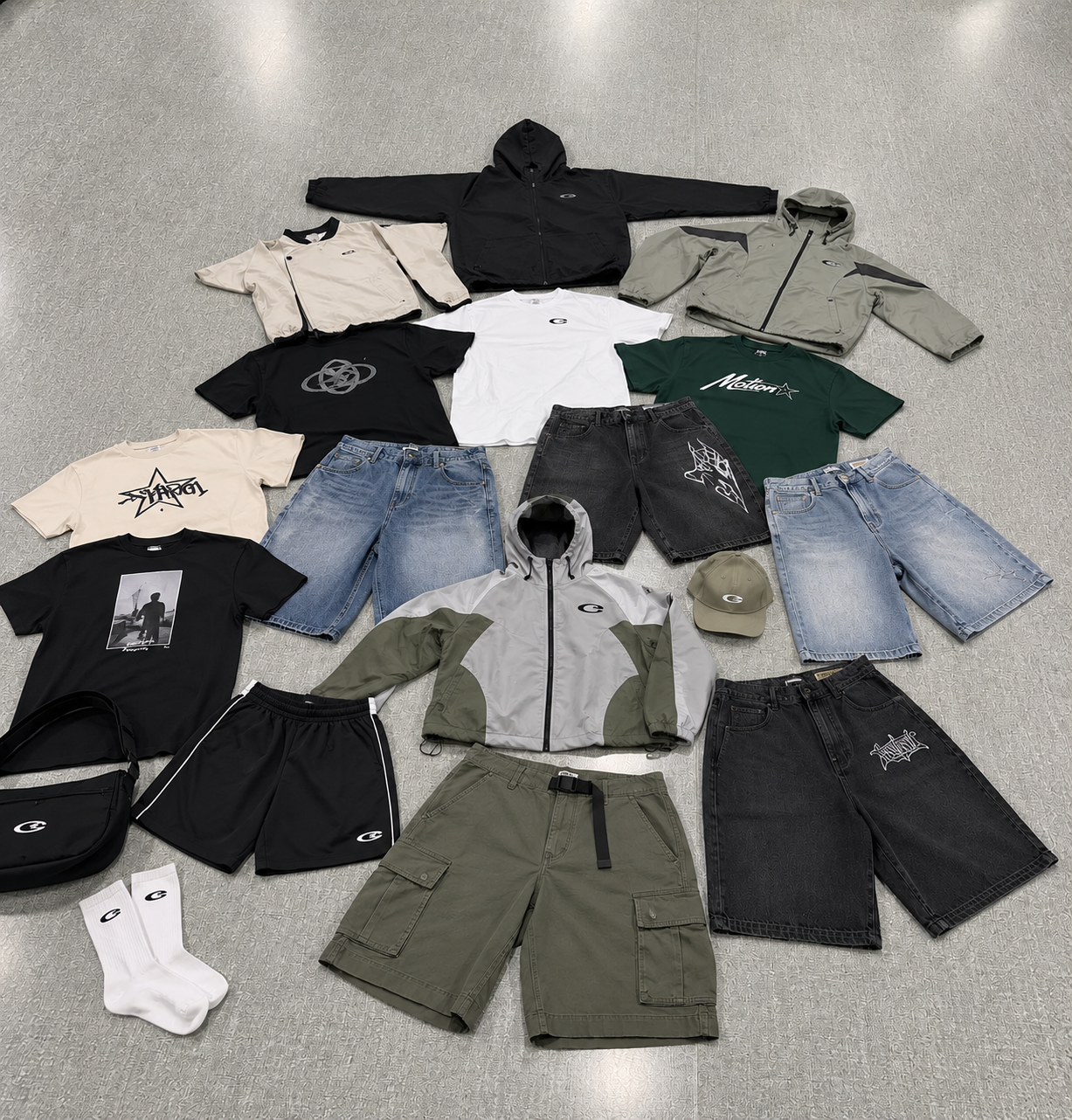 Kwaleo fashion and lifestyle collection